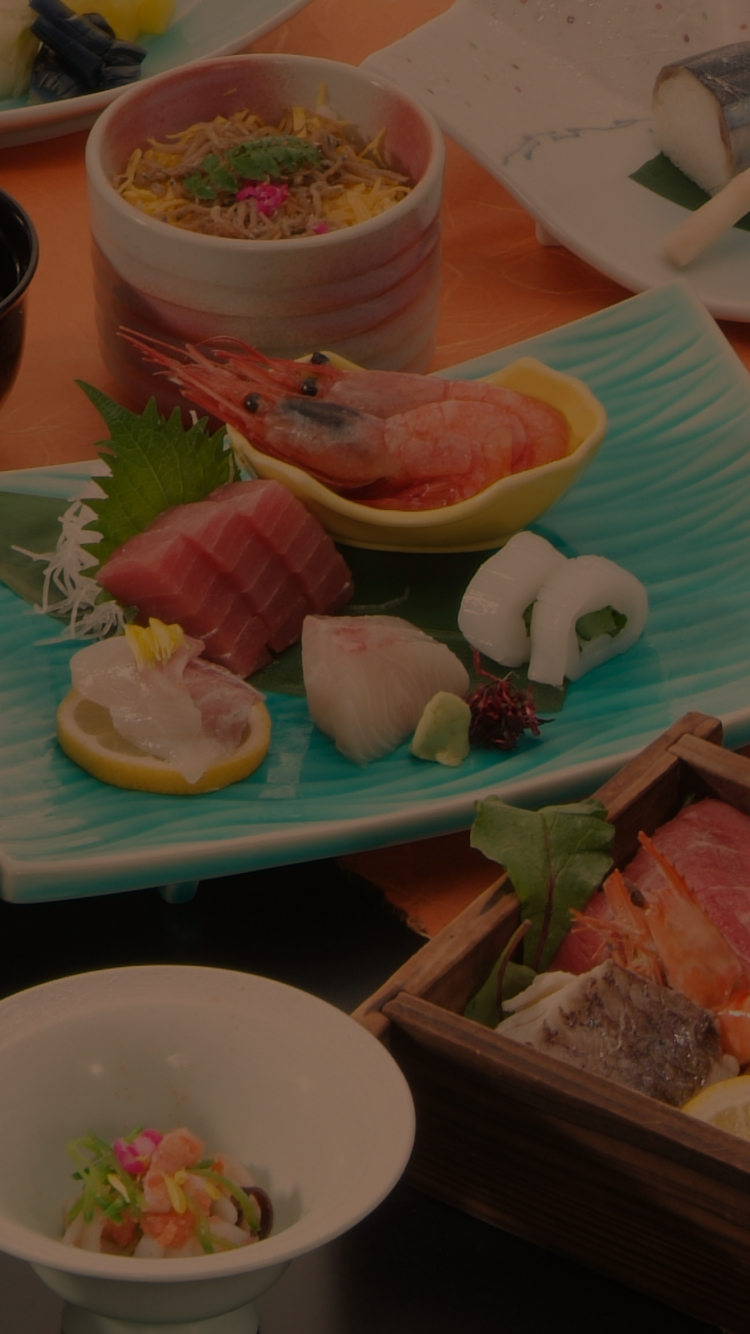 刺身の盛り合わせなど、彩り豊かな和食の数々 SP